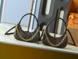 Picture of Louis Vuitton Handbags _SKUfw207739633fw